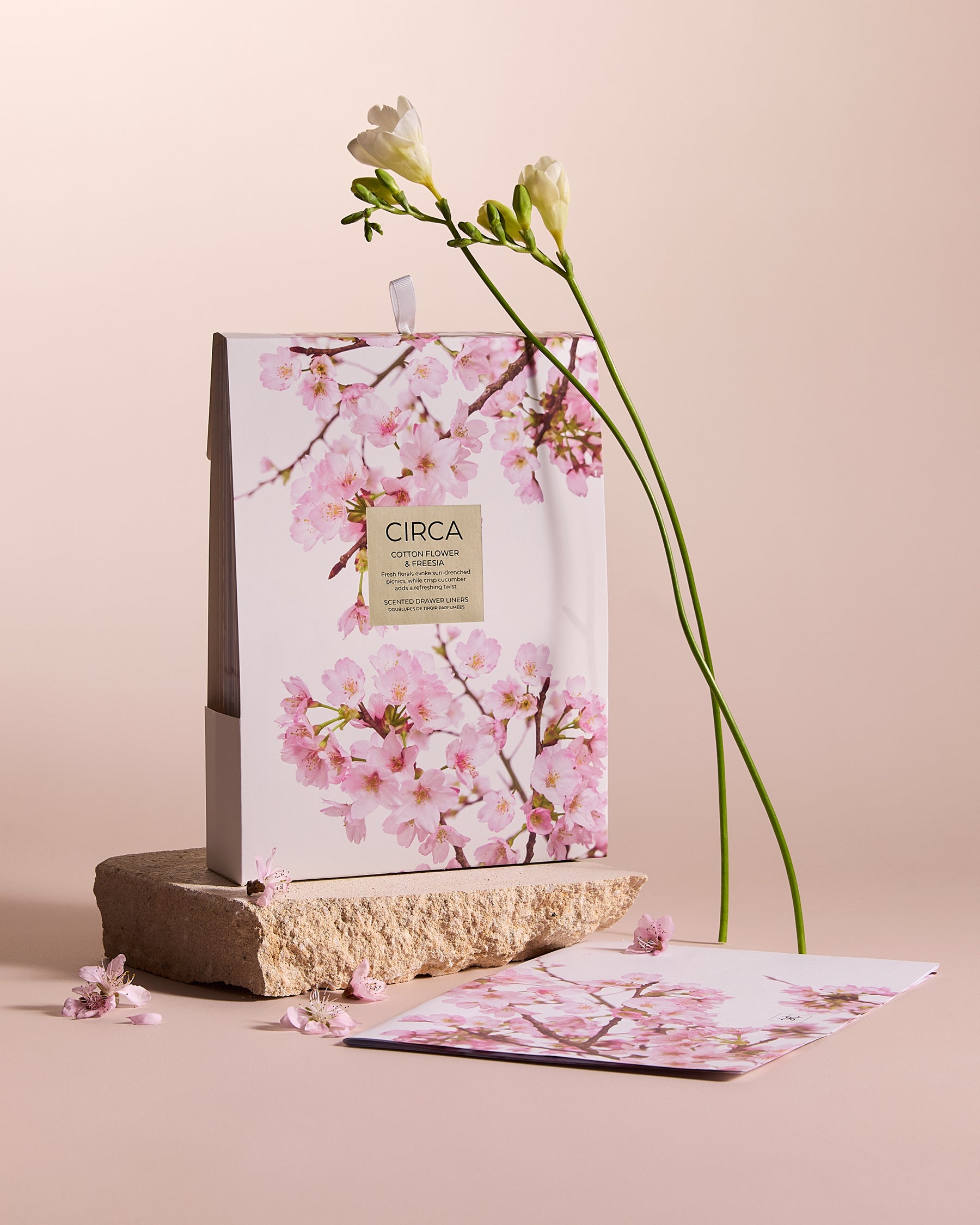 Cotton Flower & Freesia Scented Drawer Liners 6 Pack