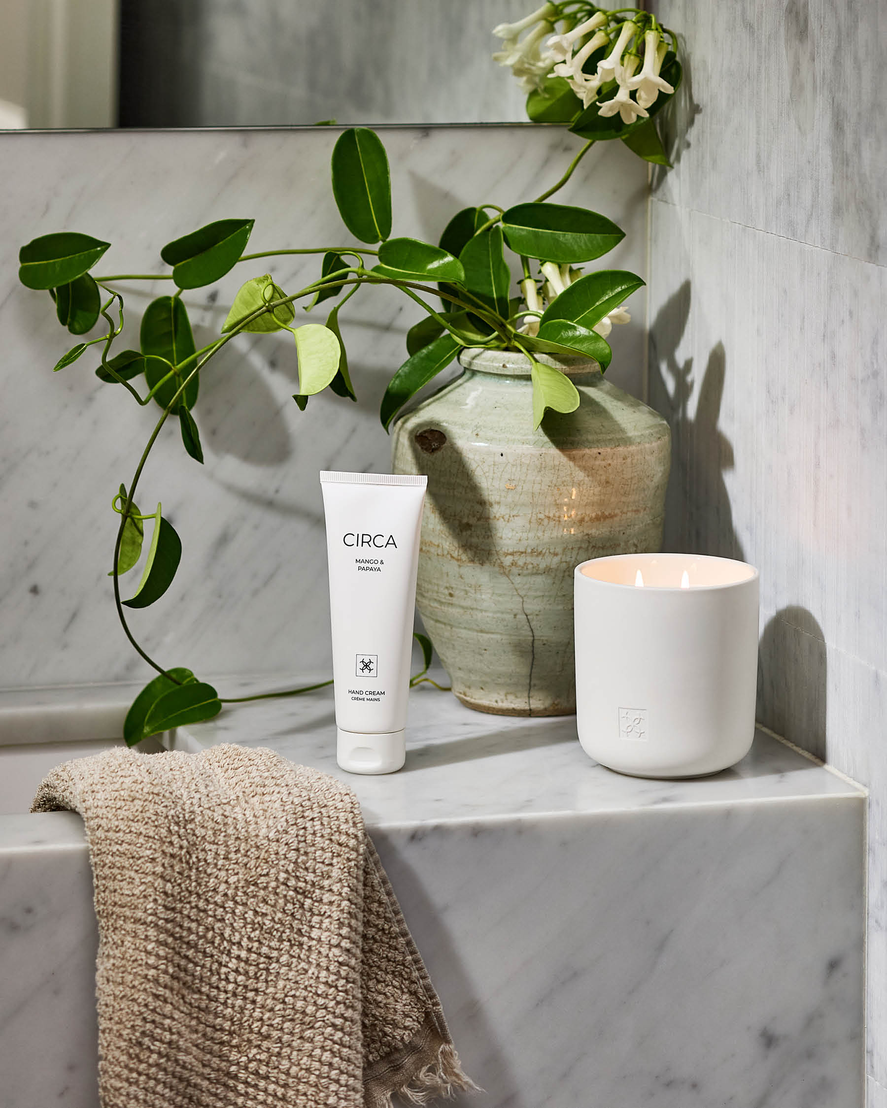 CIRCA_eCOMM_ProductImages_1800x_MangoPapaya_HandCream_3.jpg
