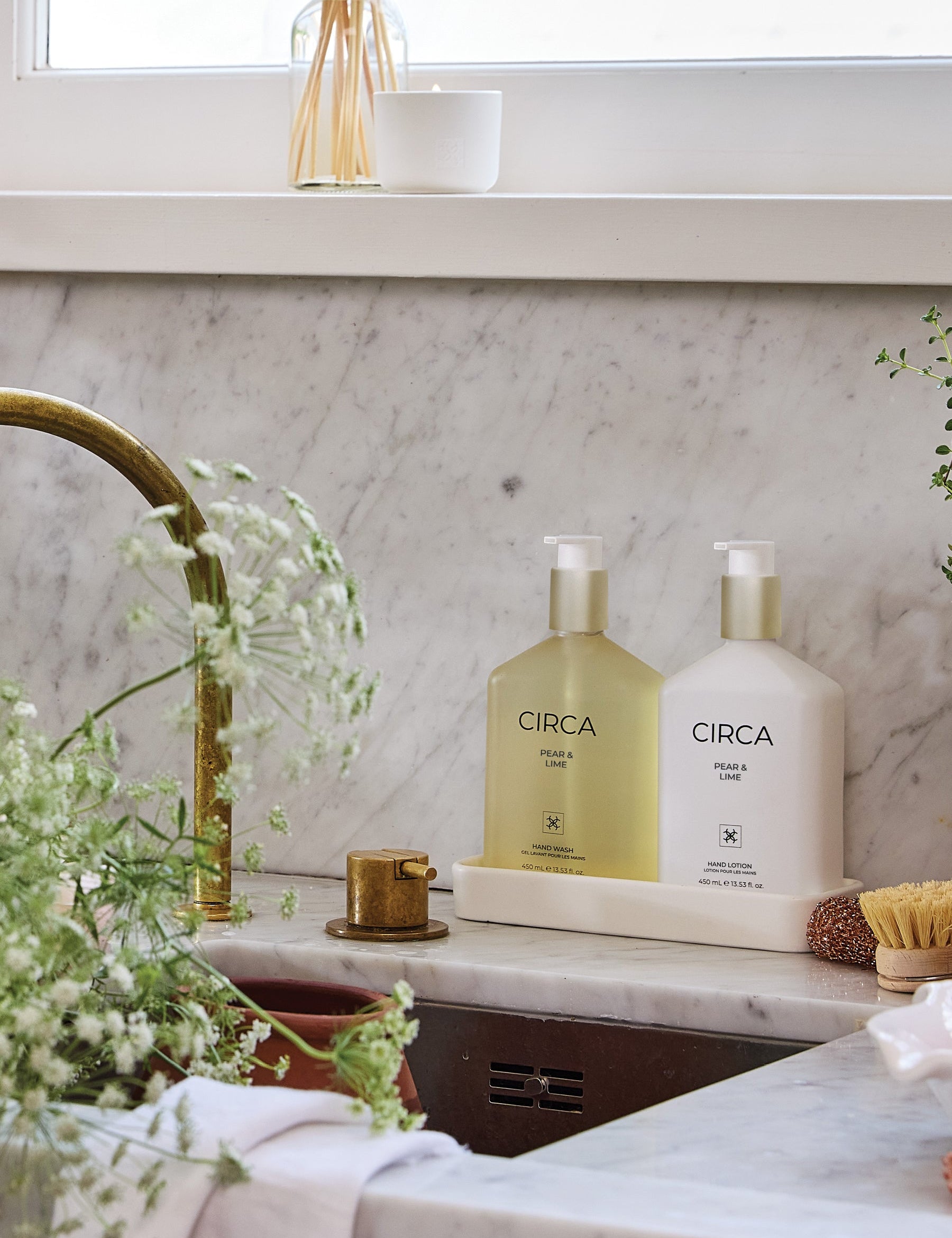 Circa_Ecom_1800x2250_HandWash_PearLime_5.jpg